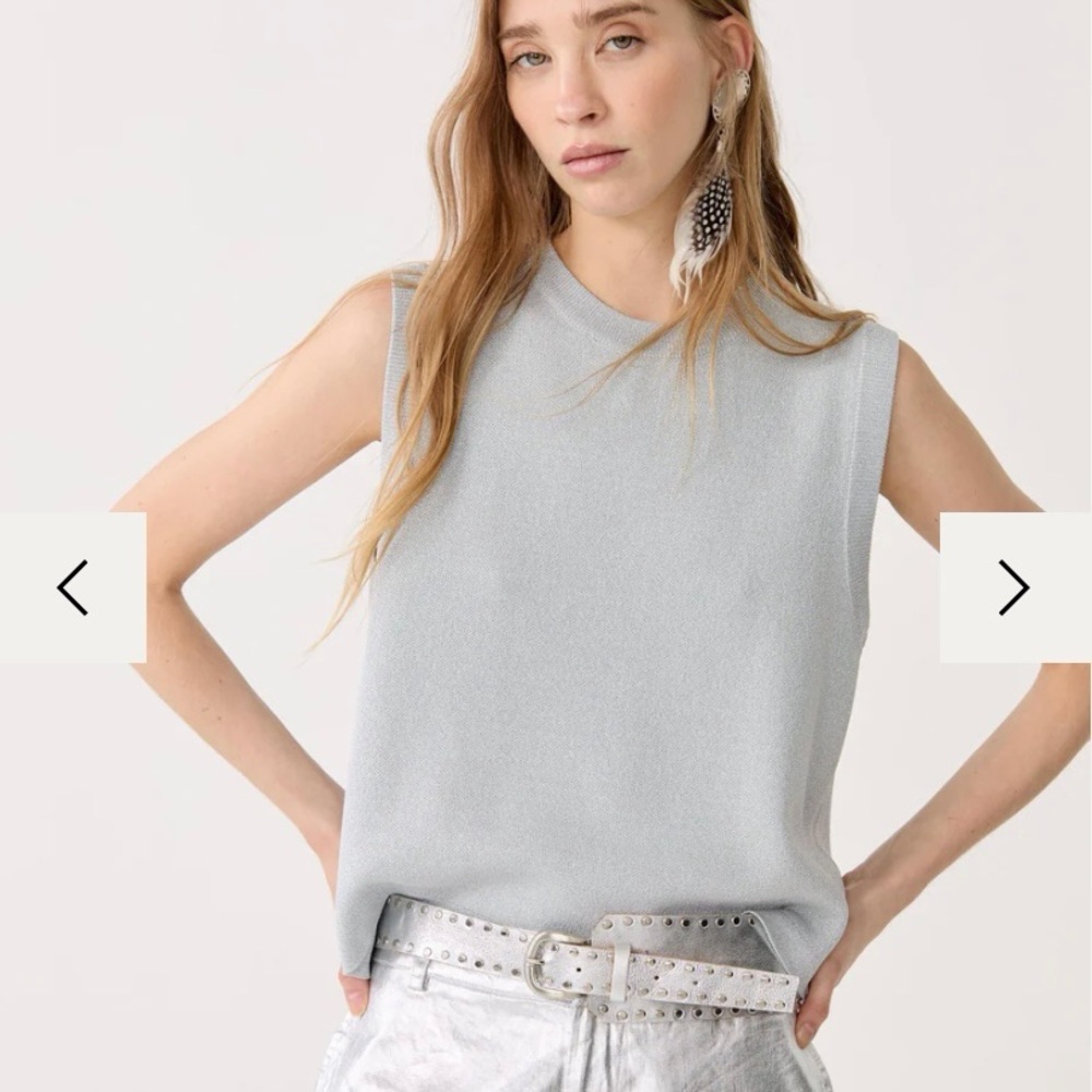 Knit Pearl-Color Sleeveless Top